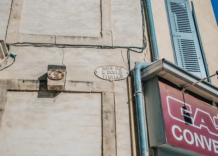 Centre-ville * נים