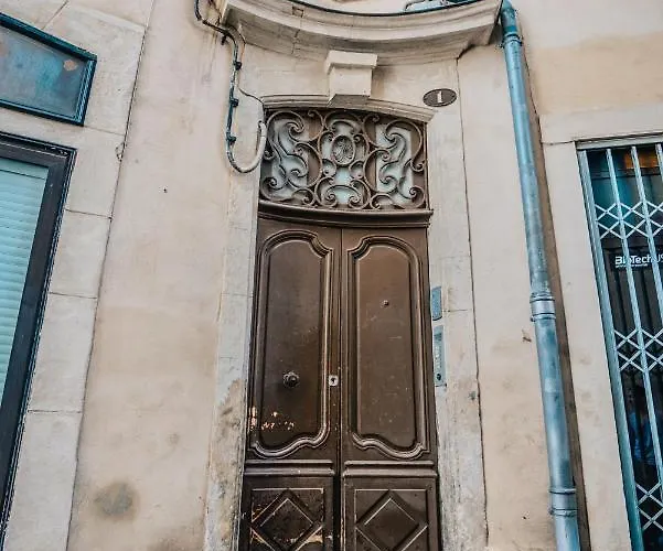 Centre-ville דירה *